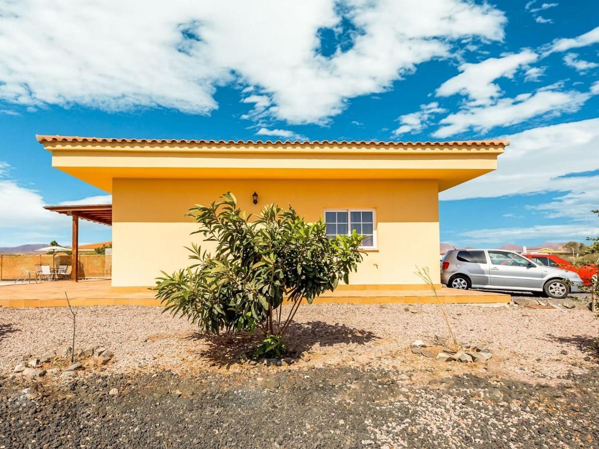 Belvilla By Oyo Chalet En Tuineje Para 6 Personas الغرفة الصورة