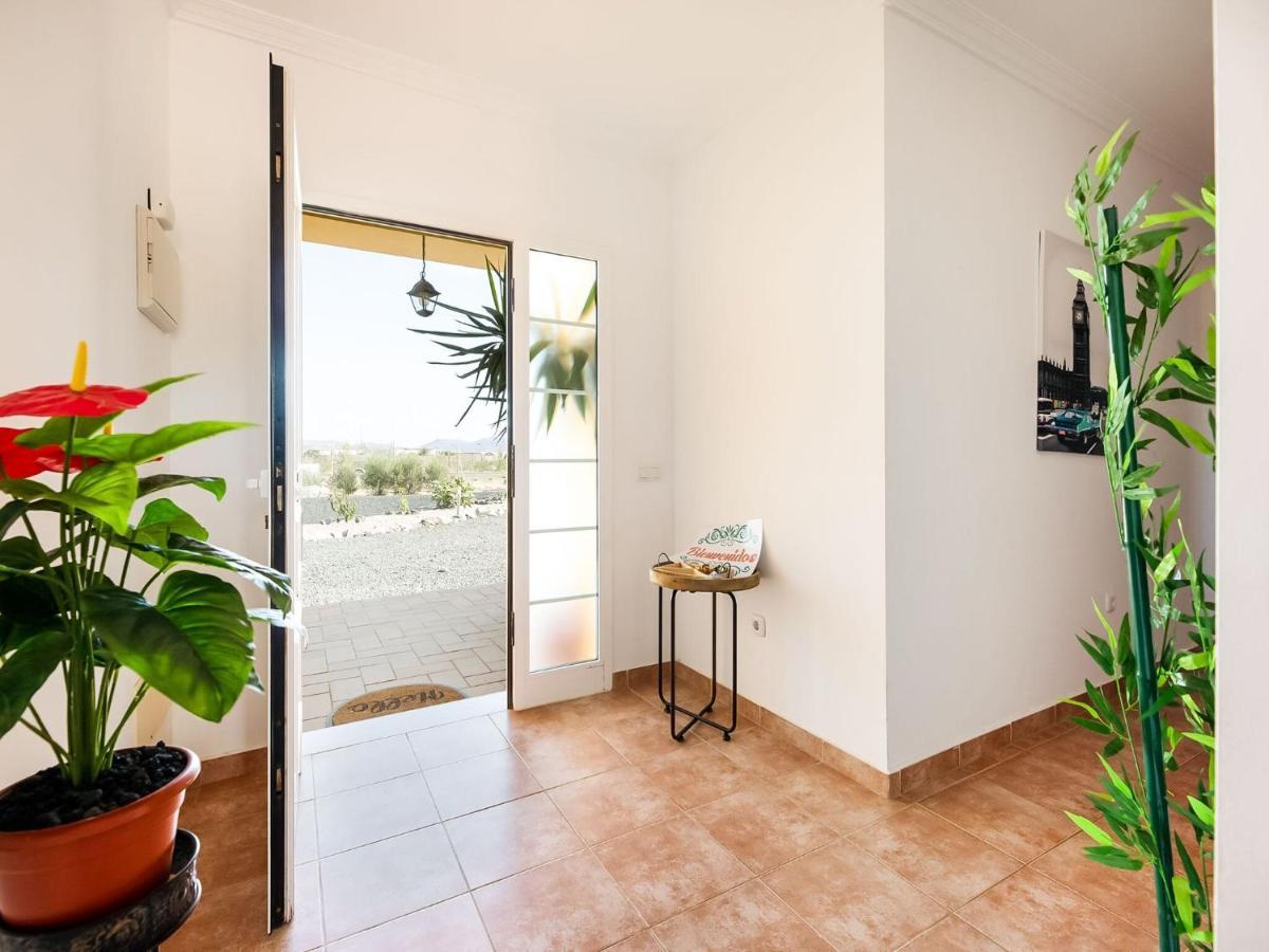 Belvilla By Oyo Chalet En Tuineje Para 6 Personas الغرفة الصورة